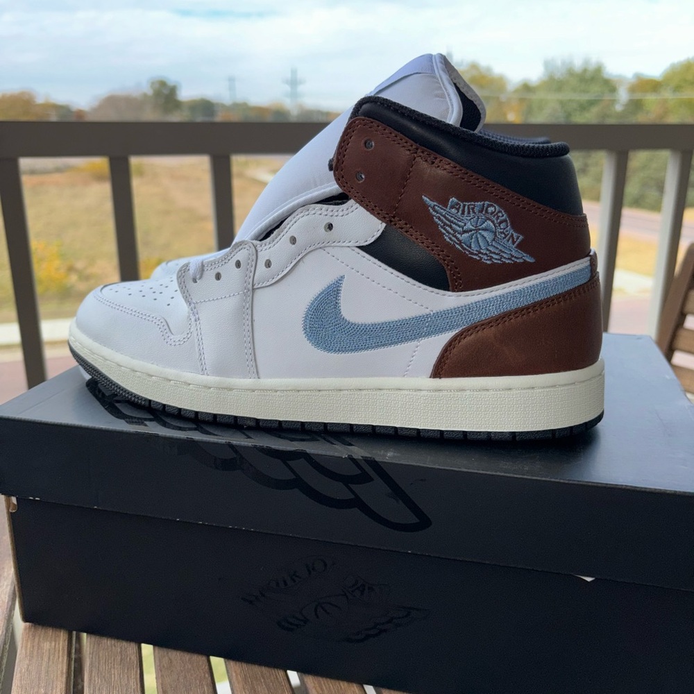 Nike Air Jordan 1 Mid White/Brown